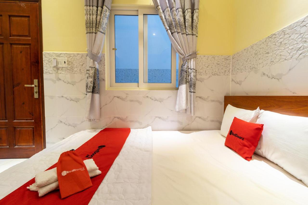 Reddoorz Near Etown 4 Hotel Ho Si Minh-város Kültér fotó