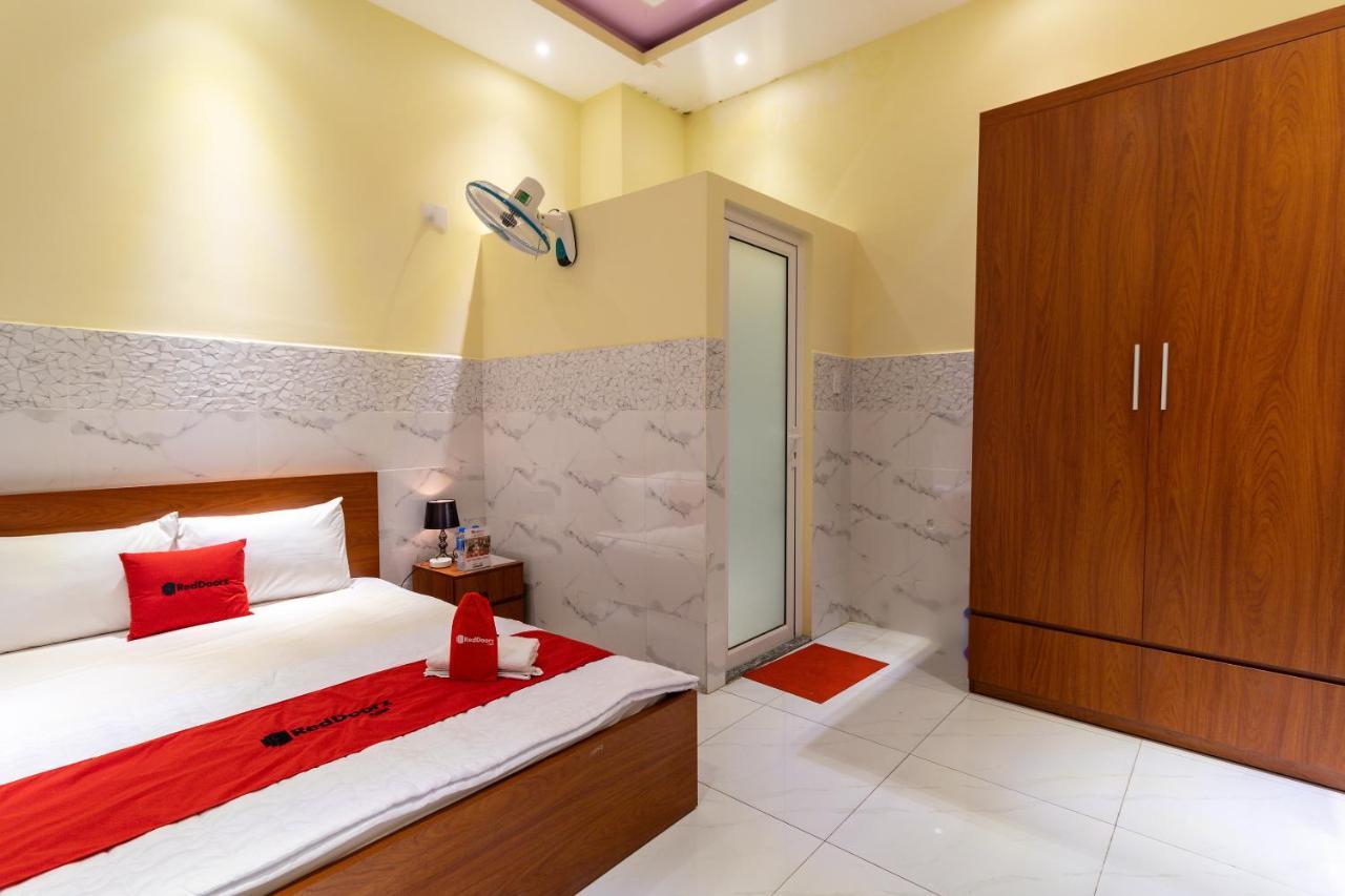 Reddoorz Near Etown 4 Hotel Ho Si Minh-város Kültér fotó